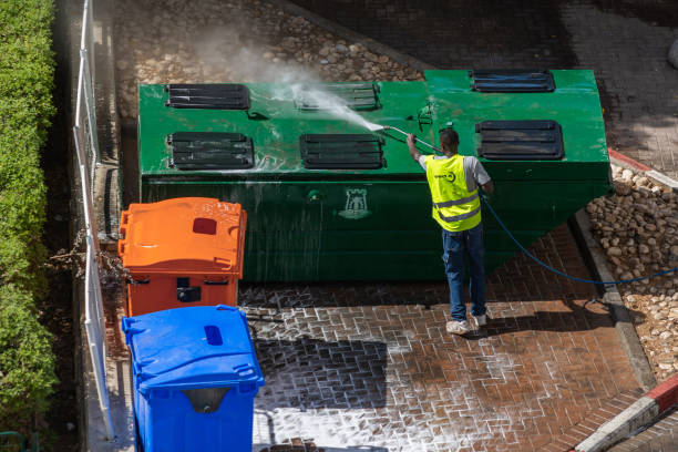 Best Pressure Washing Driveway  in Alliance, OH